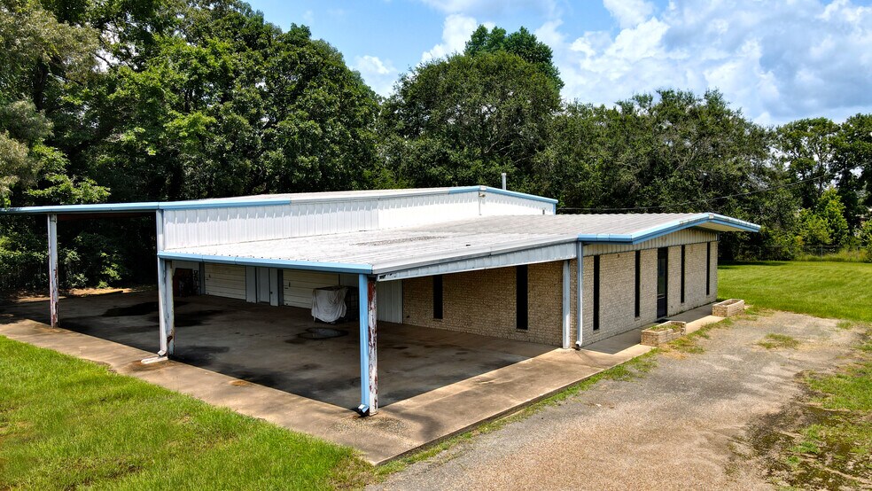 More Photos Of 6887 State Highway 31 E, Murchison Warehouse For Sale