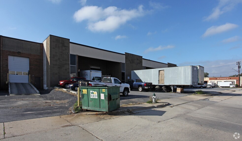 More Photos Of 10758-10768 Tucker St, Beltsville Warehouse For Lease