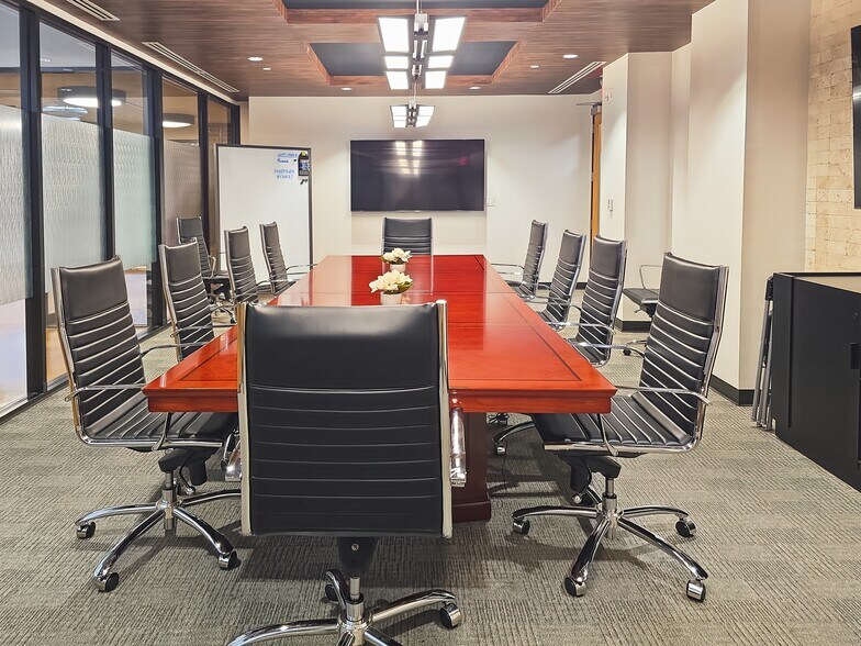 More Photos Of 8940 Fourwinds Dr, San Antonio Coworking Space