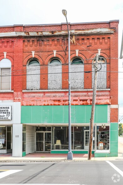 More Photos Of 115 E Main St, Lebanon Storefront Retail Office For Sale