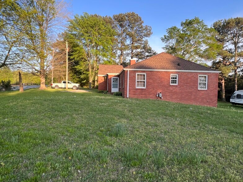 More Photos Of 820 Rossview Rd, Clarksville Land For Sale