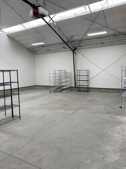 More Photos Of 924 S 500 W, Salt Lake City Warehouse For Lease