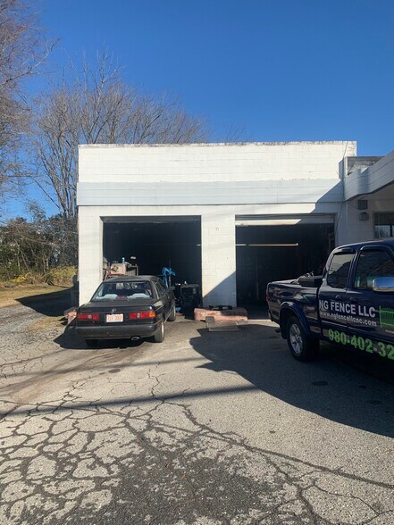 More Photos Of 1202 W 2nd Ave, Gastonia Specialty For Sale