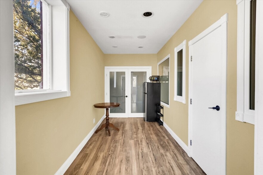 More Photos Of , Sacramento General Retail For Sale