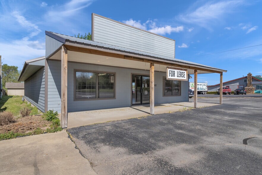 More Photos Of 4802 S Muskogee Ave, Tahlequah Office For Lease