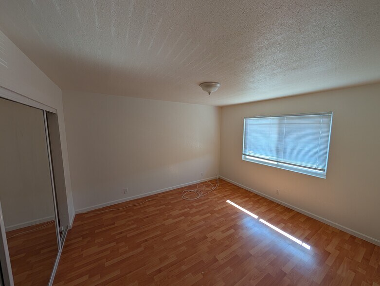More Photos Of 126 E Jamestown St, Stockton Apartments For Sale