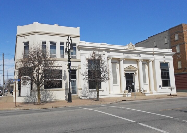 More Photos Of 305 E Huron Ave, Bad Axe Storefront Retail Office For Lease