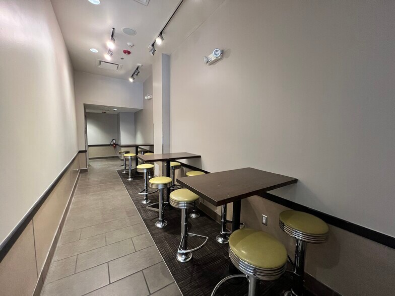 More Photos Of 14025 W Colfax Dr, Lakewood Freestanding For Lease
