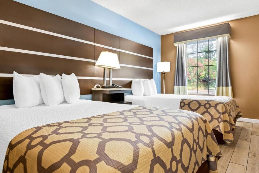 More Photos Of 164 Jameson Inn Dr, Forest City Hotel For Sale