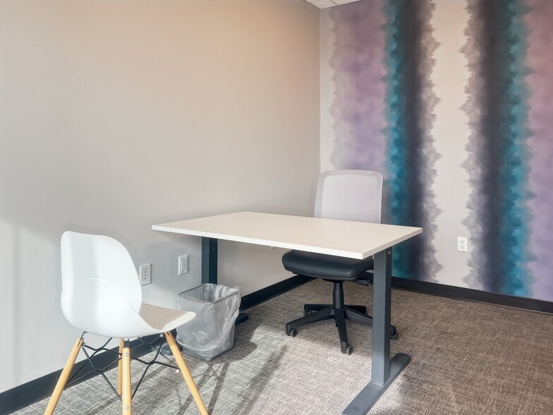 More Photos Of 100 Franklin Sq Dr, Somerset Coworking Space