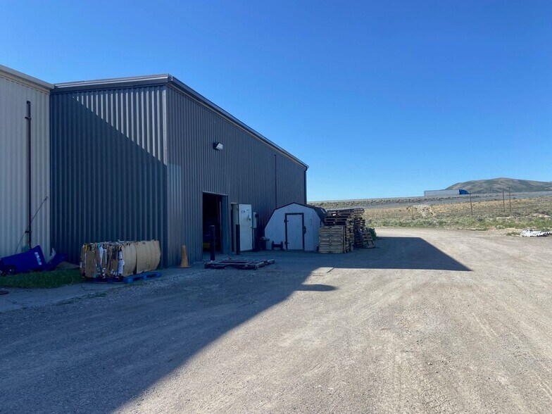 More Photos Of 631 Humboldt Ave, Wells Storefront Retail Office For Sale