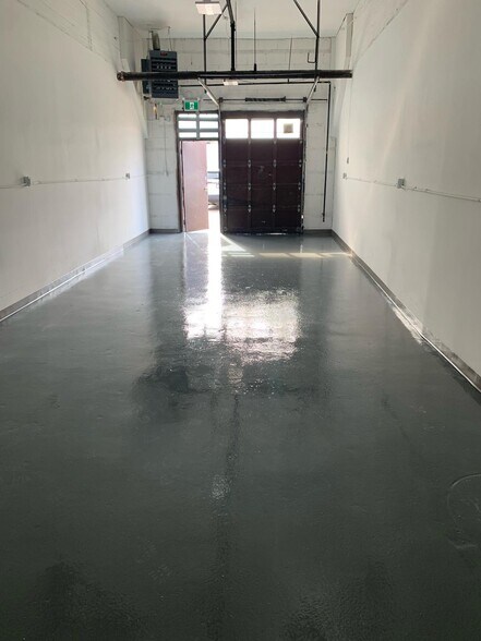 More Photos Of 126 Sinnott Rd, Toronto Service For Lease