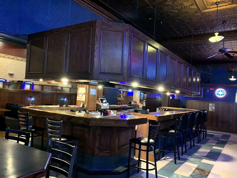 More Photos Of 106 Wibaux St N, Wibaux Storefront Retail Residential For Sale