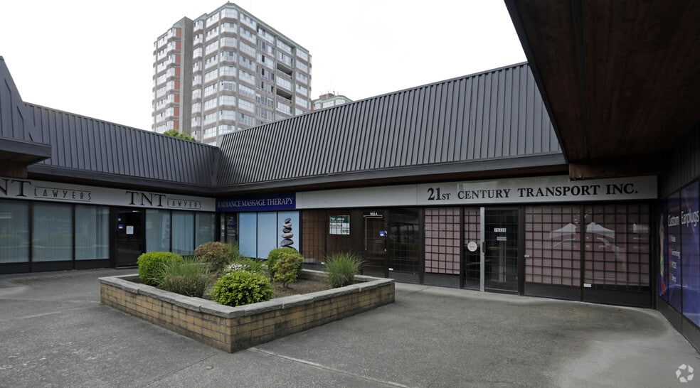 More Photos Of 7931 120th St, Delta Storefront For Lease