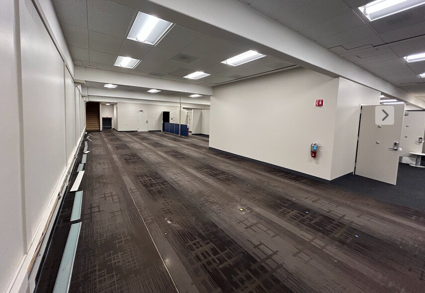 More Photos Of 1536 Shattuck Ave, Berkeley Bank For Lease