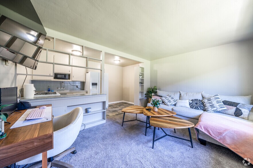 More Photos Of 2928 Watt Ave, Sacramento Apartments For Sale