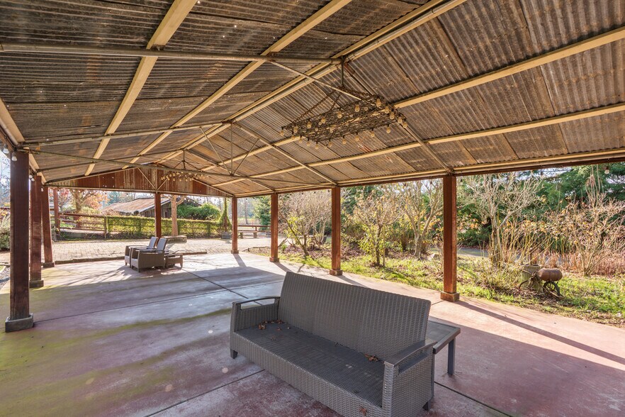 More Photos Of 5186 Gravenstein Hwy S, Sebastopol Restaurant For Sale