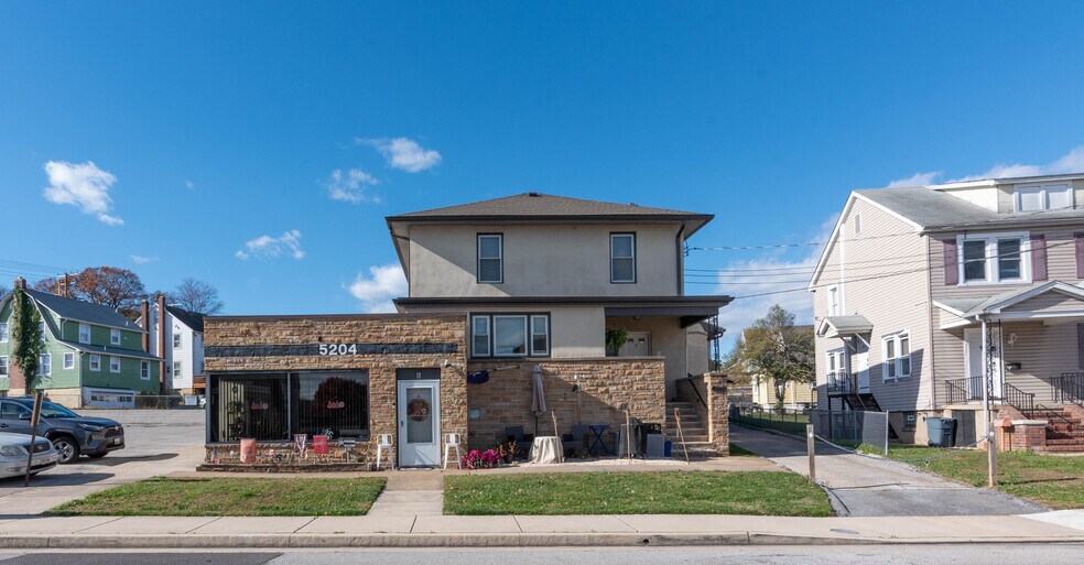 More Photos Of , Arbutus Multifamily For Sale