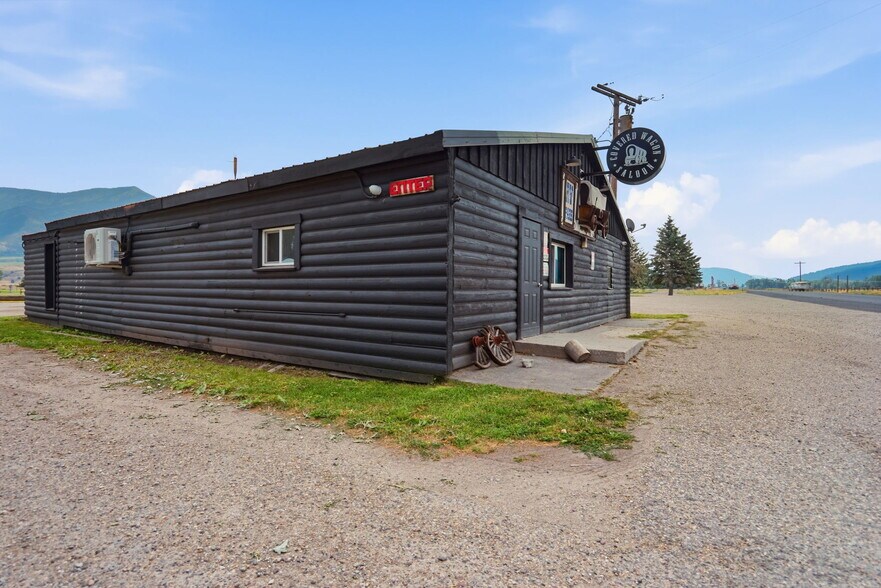 More Photos Of 3449 Swan Valley hwy, Irwin Bar For Sale