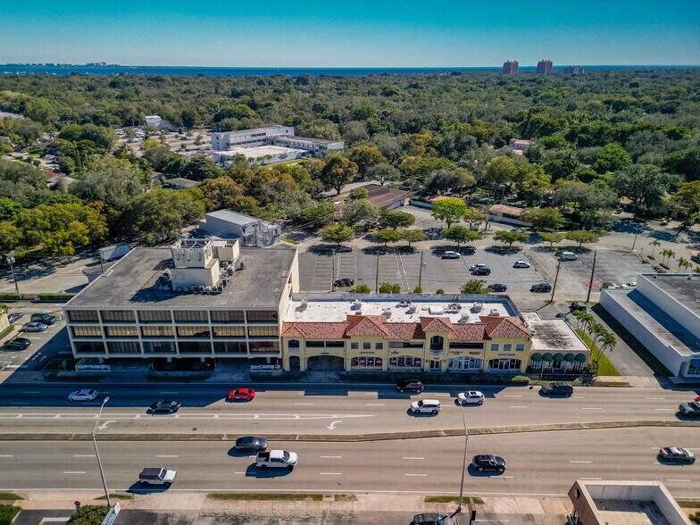 More Photos Of 430 S Dixie Hwy, Miami Office For Lease