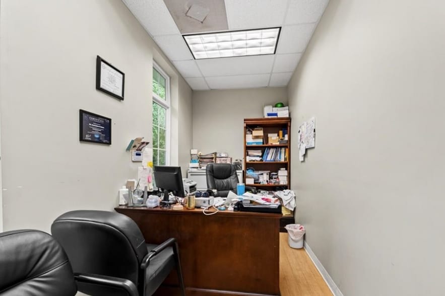 More Photos Of 2330 Colony Crossing Pl, Midlothian Medical For Sale