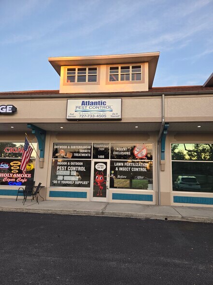 More Photos Of 1450-1470 Palm Harbor Blvd, Palm Harbor General Retail For Lease