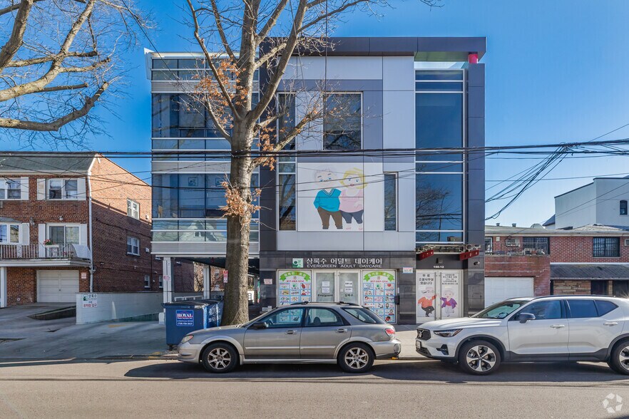 More Photos Of 15012 Roosevelt Ave, Flushing Daycare Center For Sale