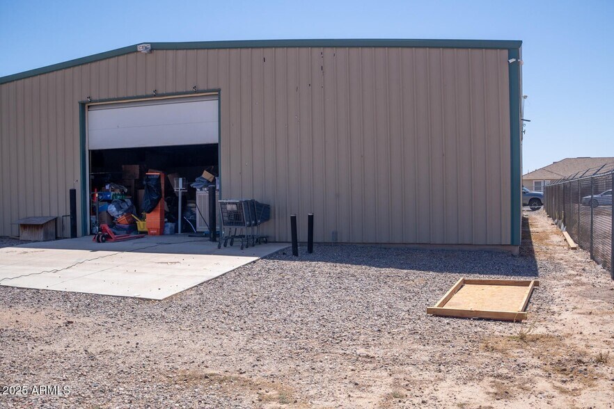 More Photos Of 8282 W Sandy Ln, Arizona City Warehouse For Sale