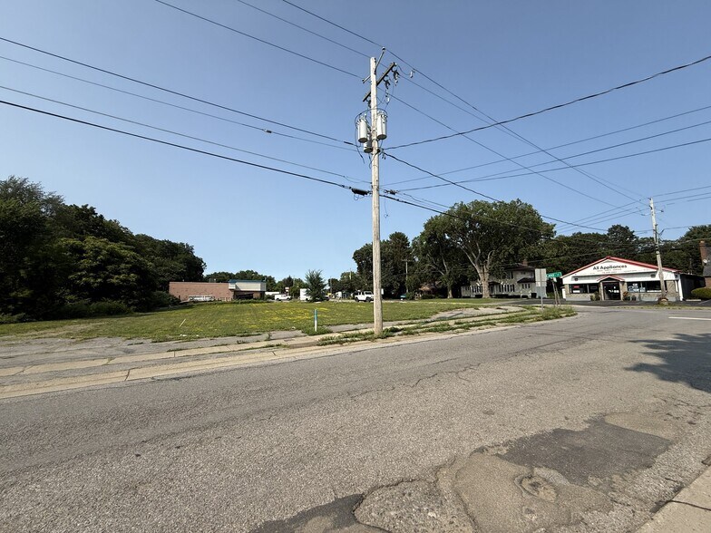 More Photos Of 290 Lake St, Hamburg Land For Sale