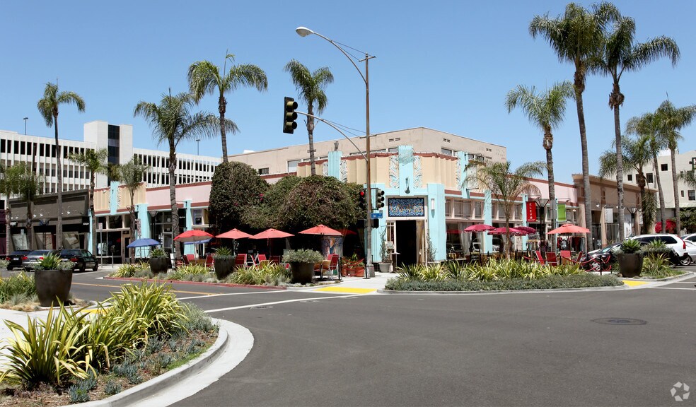 Primary Photo Of 427 E 1st St, Long Beach Storefront For Lease
