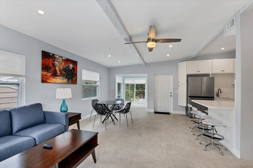 More Photos Of 1236 13th St, Sarasota Apartments For Sale