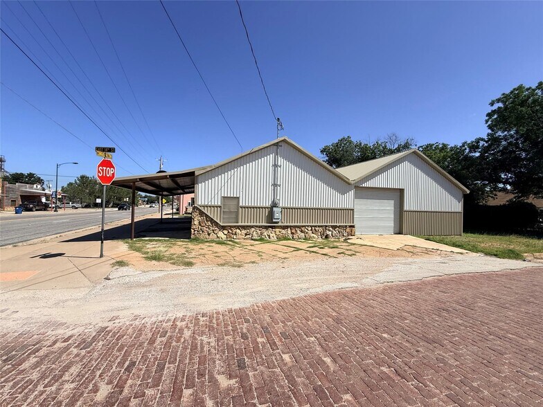 More Photos Of 1309 Conrad Hilton Blvd, Cisco Auto Repair For Sale