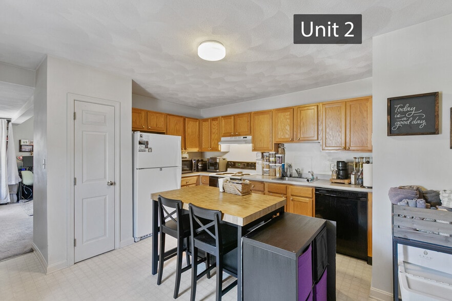 More Photos Of 846 Main St, Woburn Apartments For Sale