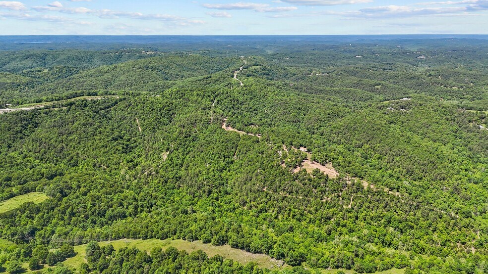 More Photos Of 10 Mint Ridge Rd, Eureka Springs Trailer Camper Park For Sale