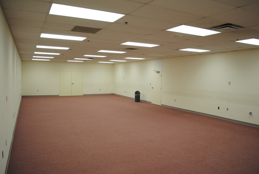 More Photos Of 1115 Garrisonville Rd, Stafford Office For Lease