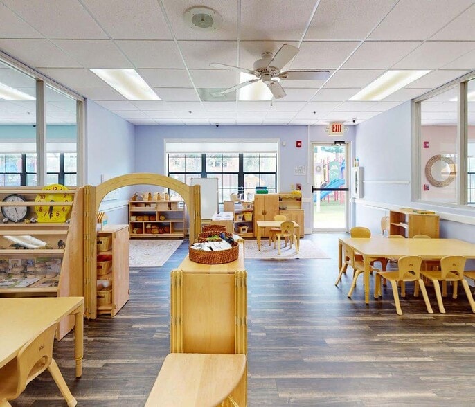 More Photos Of 20817 Westheimer Pky, Katy Daycare Center For Lease