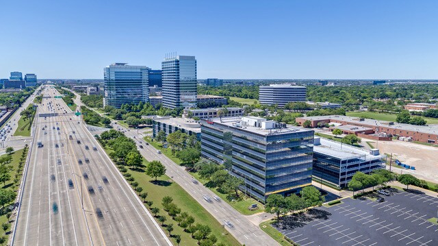 More Photos Of 1250 W Sam Houston Pky, Houston Office For Lease