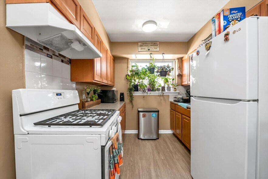 More Photos Of 18705-18721 Baisley Blvd, Jamaica Apartments For Sale