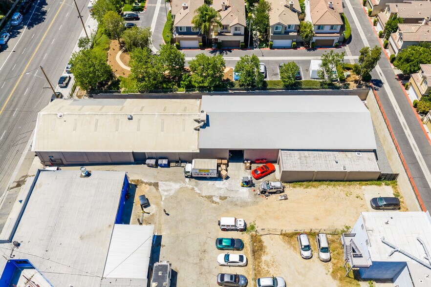More Photos Of 2879 Main St, Riverside Warehouse For Lease
