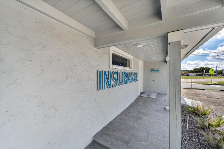 More Photos Of 1233 Bartow Rd, Lakeland Office For Sale