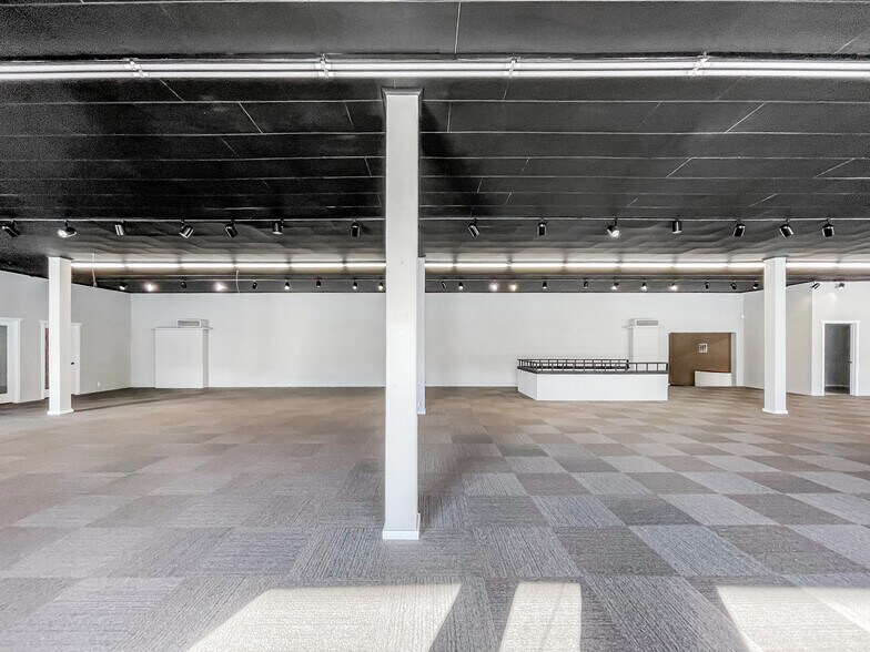 More Photos Of 2090 Court Ave, Baker City Freestanding For Lease