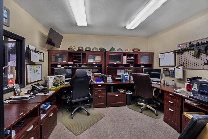 More Photos Of 86321 College View Rd, Eugene General Retail For Sale