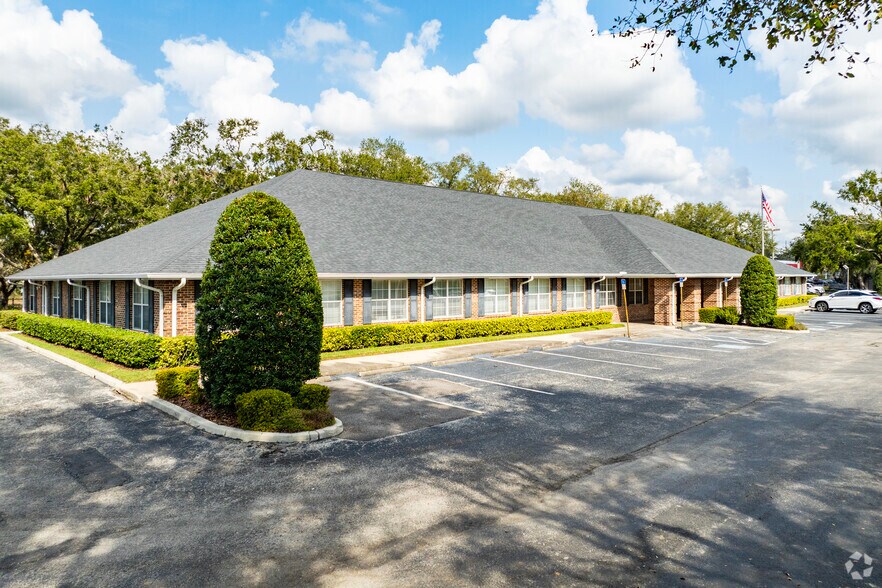 Primary Photo Of 313 W Fletcher Ave, Tampa Office For Lease