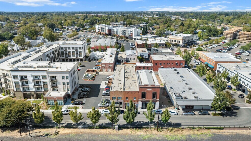 More Photos Of 112 Pacific St, Roseville Apartments For Lease