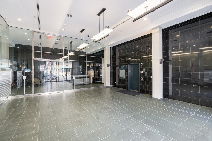 More Photos Of 111 N Washington Ave, Scranton Medical For Lease