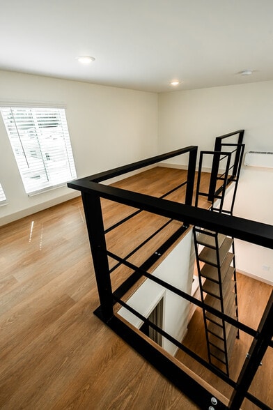 More Photos Of 5074 Madison Ave, San Diego Apartments For Sale