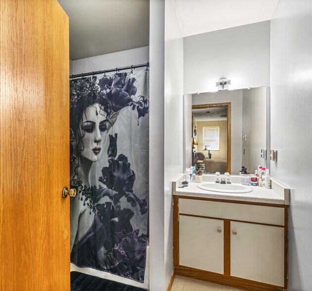 More Photos Of 329 N Main St, Cadott Storefront Retail Residential For Sale