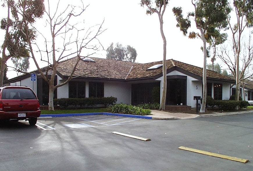 More Photos Of 3151 Airway Ave, Costa Mesa Office For Lease