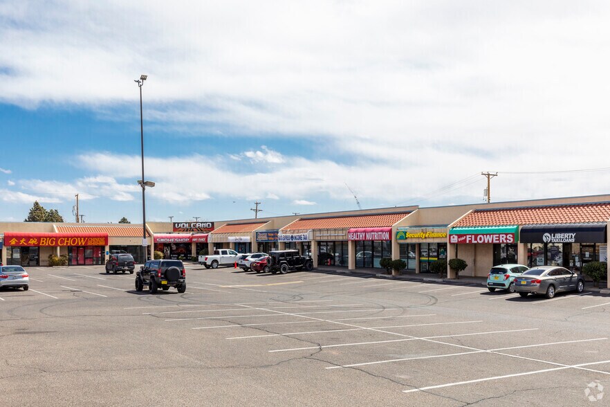 More Photos Of 640 Coors Blvd NW, Albuquerque Restaurant For Lease