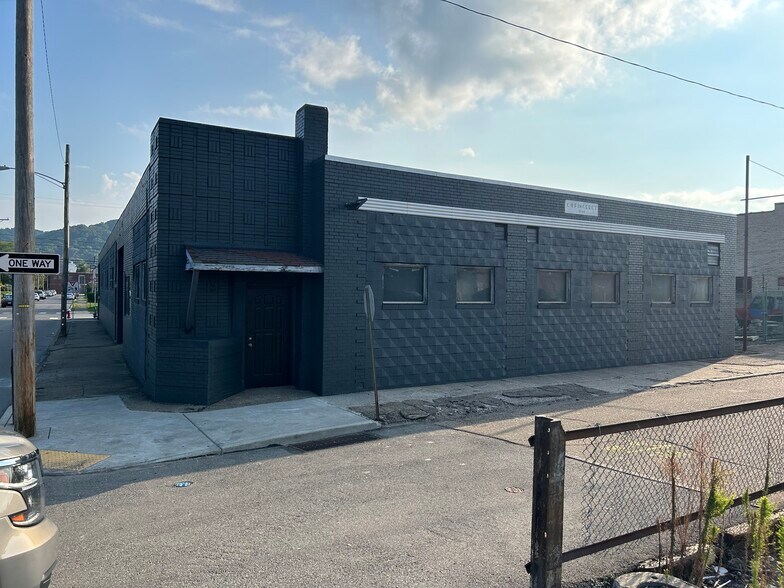 More Photos Of 1001 3rd Ave, Coraopolis Service For Lease